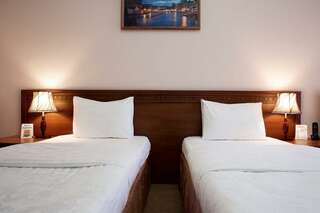 Гостиница Amici Grand Hotel Краснодар Номер стандарт-11