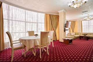 Гостиница Amici Grand Hotel Краснодар Номер люкс-1