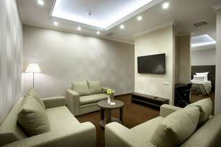 Гостиница Amici Grand Hotel Краснодар Представительский люкс-2